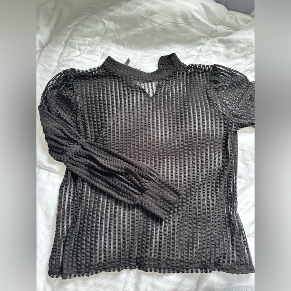 Dynamite Size Medium - Striped High-neck Mesh Longsleeve - Picture 6 of 6